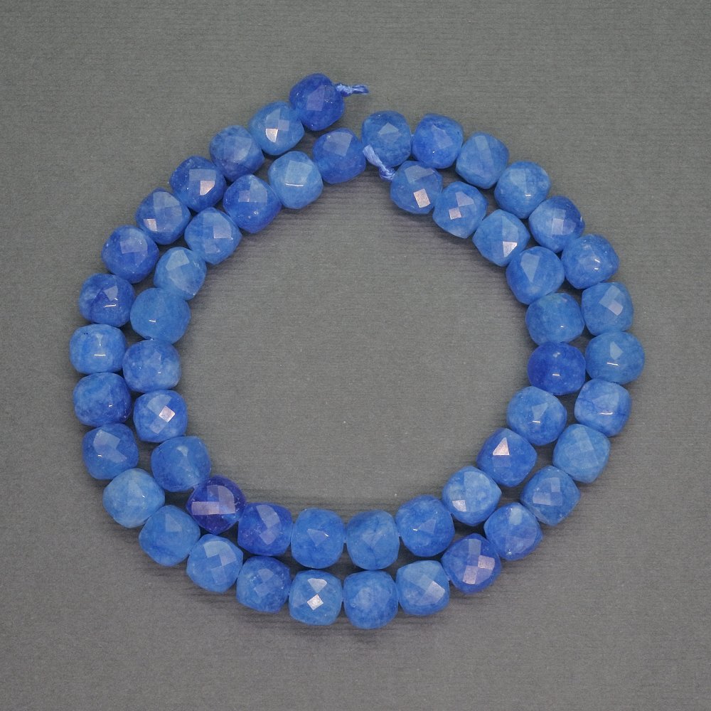 Намистини натуральне каміння Апатит (штучний) гранований кубик, діаметр 7мм+-, довжина 40см+
