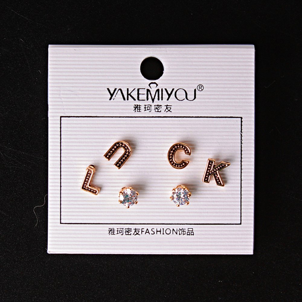 ( 5 мм ) Сережки пусети кульчики букви LUCK і страза Gold